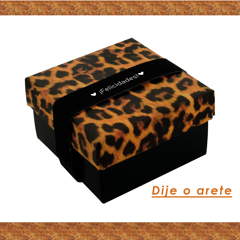 Arete / Cadenita con dije - 5.6 x 5.6 x 3.6